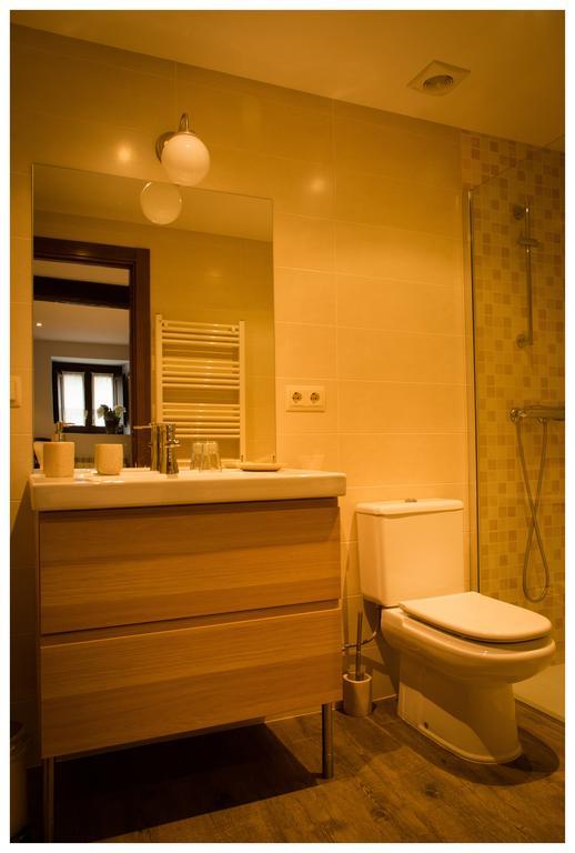 Kapel Etxea Hotel Urzainqui Bilik gambar